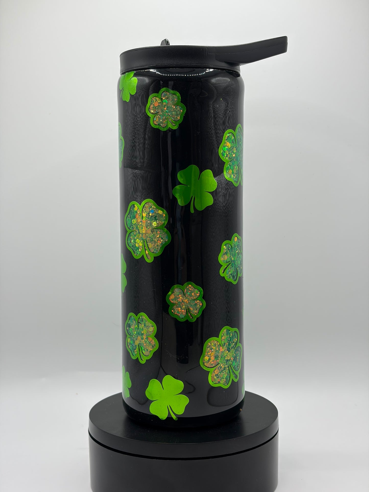 St. Patricks Day Green Clovers 20oz Duo